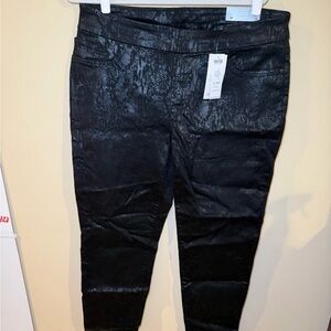 Chico's Black Textured Cropped Pants